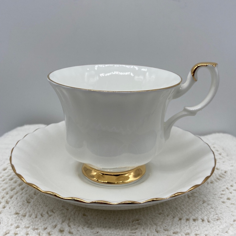 Royal Albert Val D’Or English Bone China Cup & Saucer